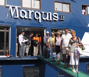 The Yachties Depart